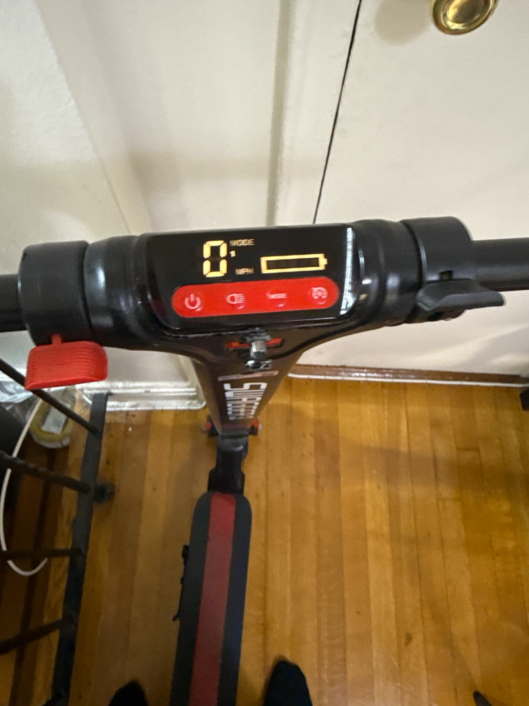 Swagger 3 Electric Scooter - photo 2