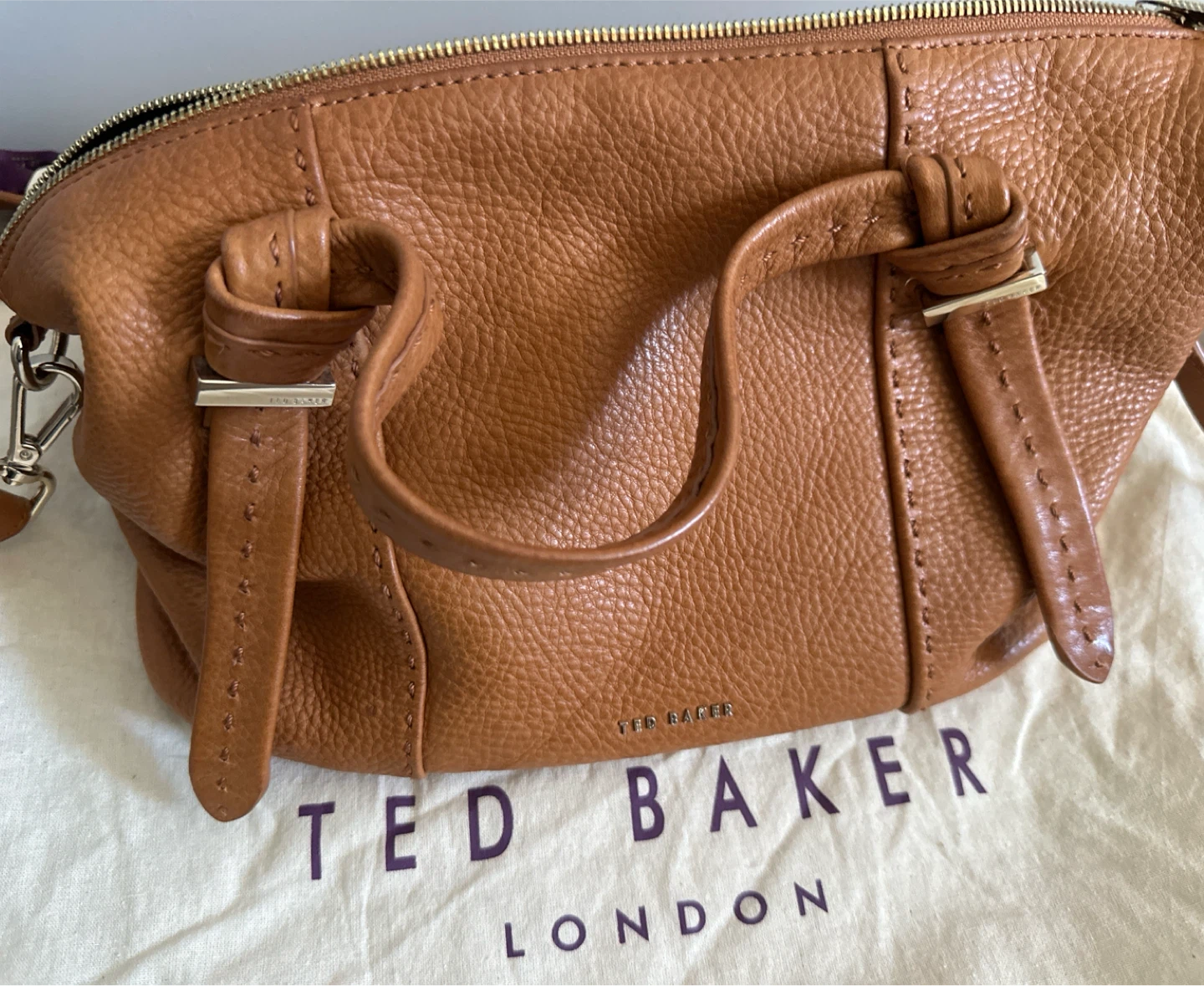Last 2 days!! Clearance - Ted Baker London Leather Bag