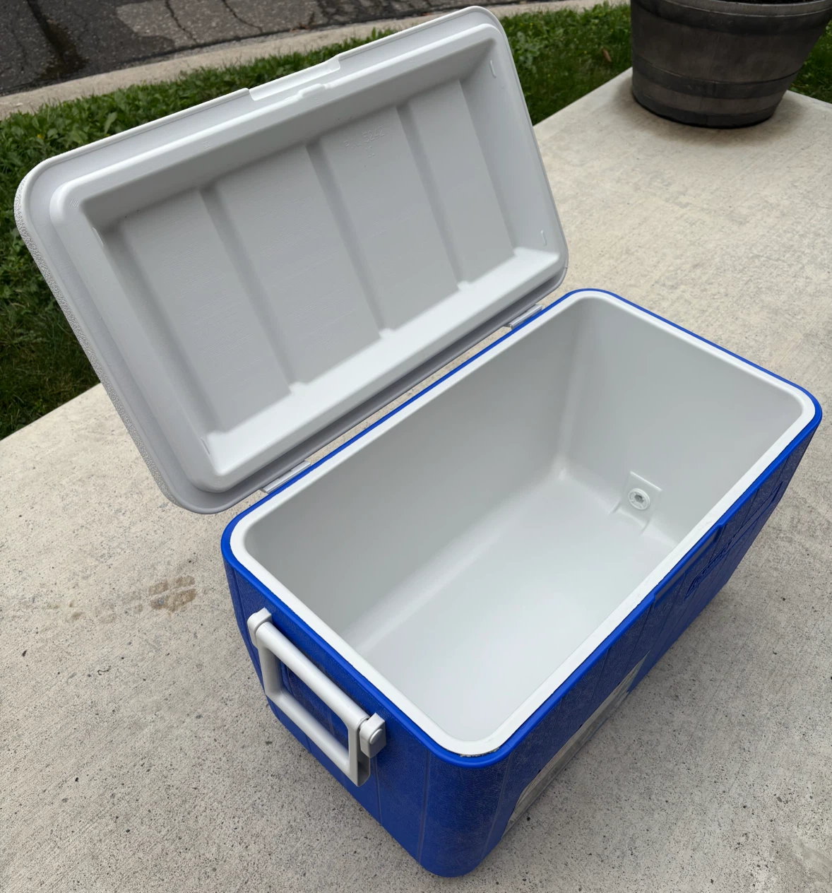 76cans Chest Cooler
