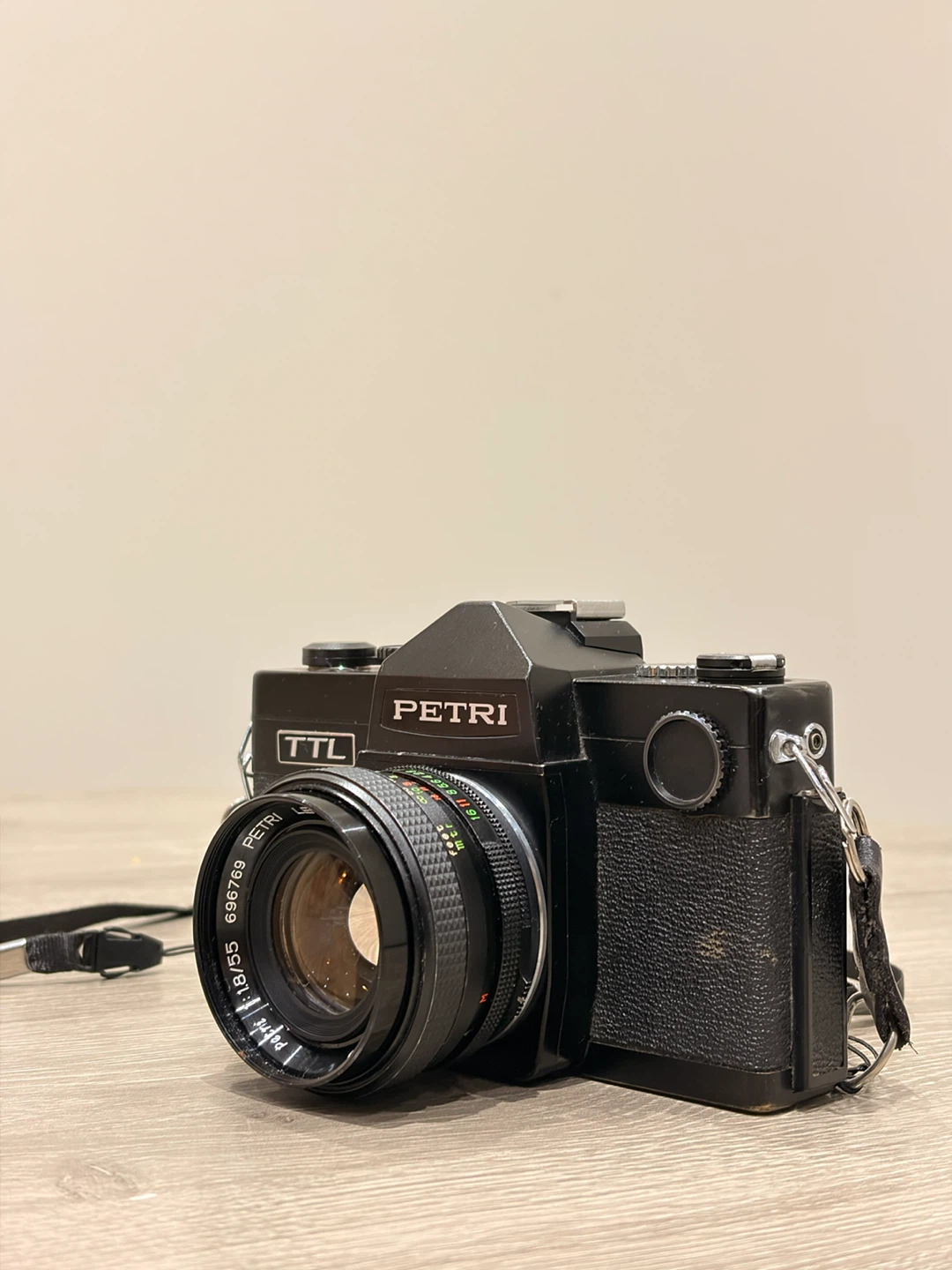Petri TTL 35mm Film Camera - photo 2