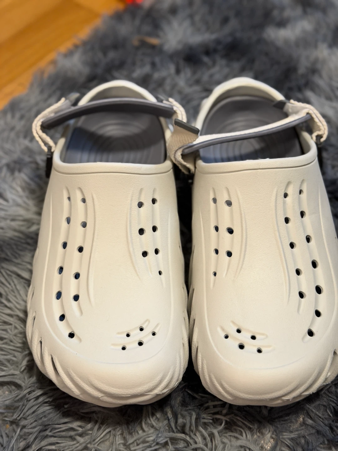 White Crocs All-Terrain Clogs - photo 2
