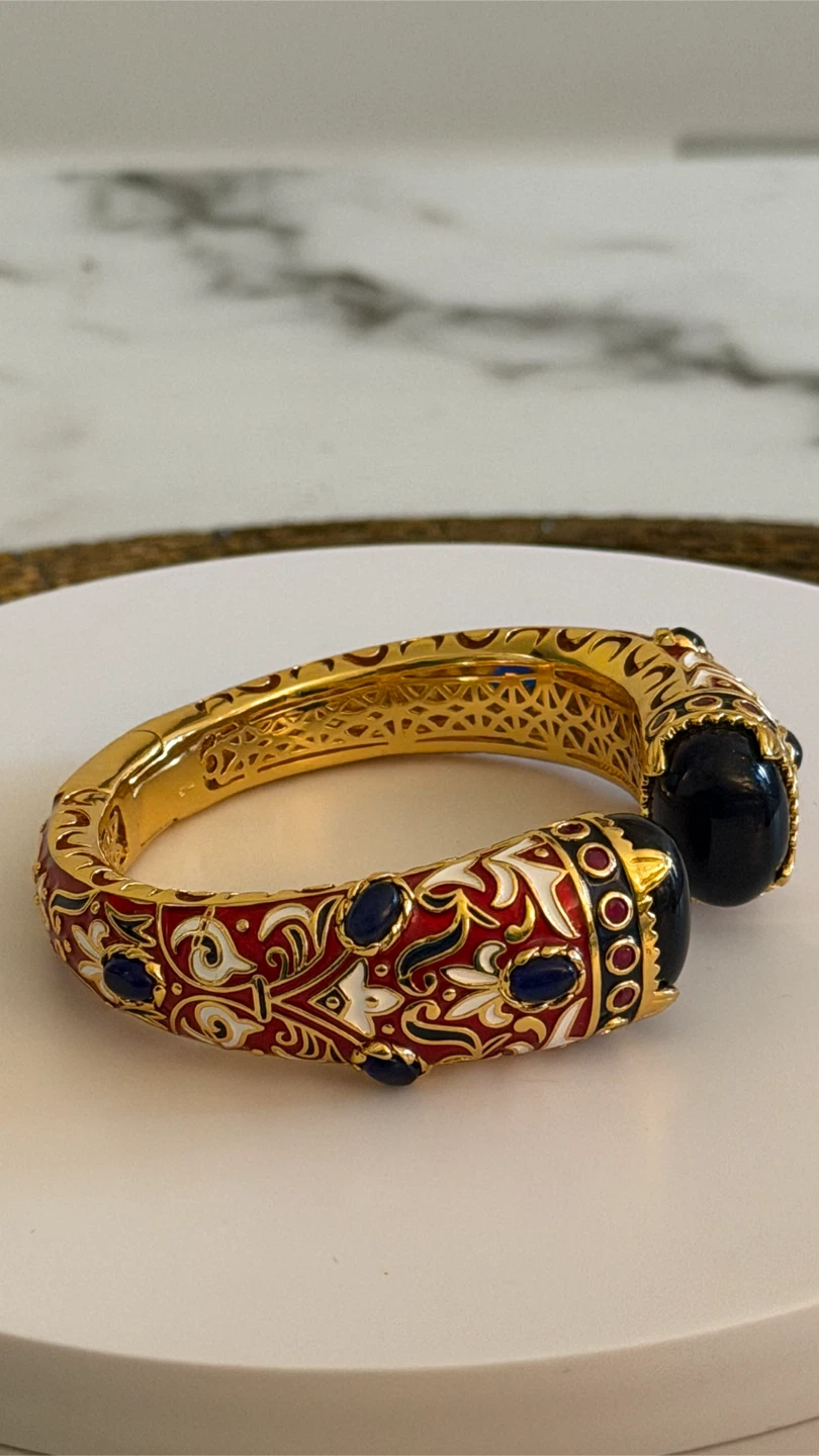 WG stamped Gold Tone Enamel Bangle Bracelet - photo 2