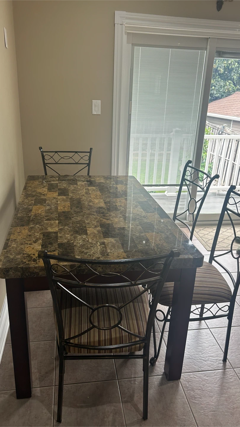 Kitchen table +4chairs - photo 3