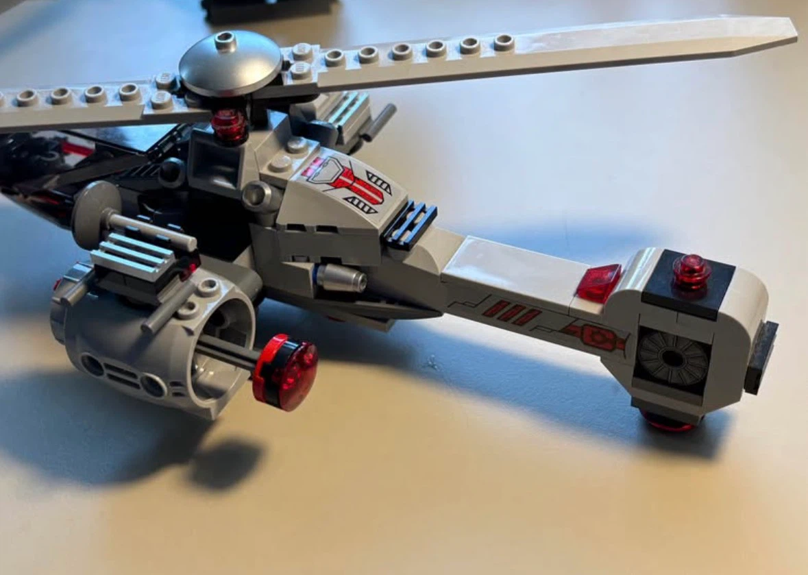 LEGO - Justice League Speed Force Freeze Pursuit #76098 - photo 3