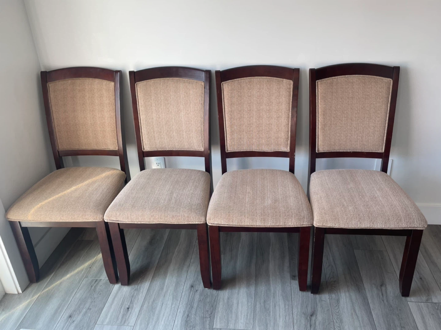 4 Dining Chairs - photo 2