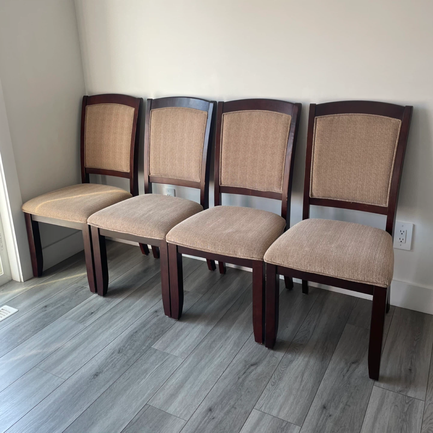 4 Dining Chairs