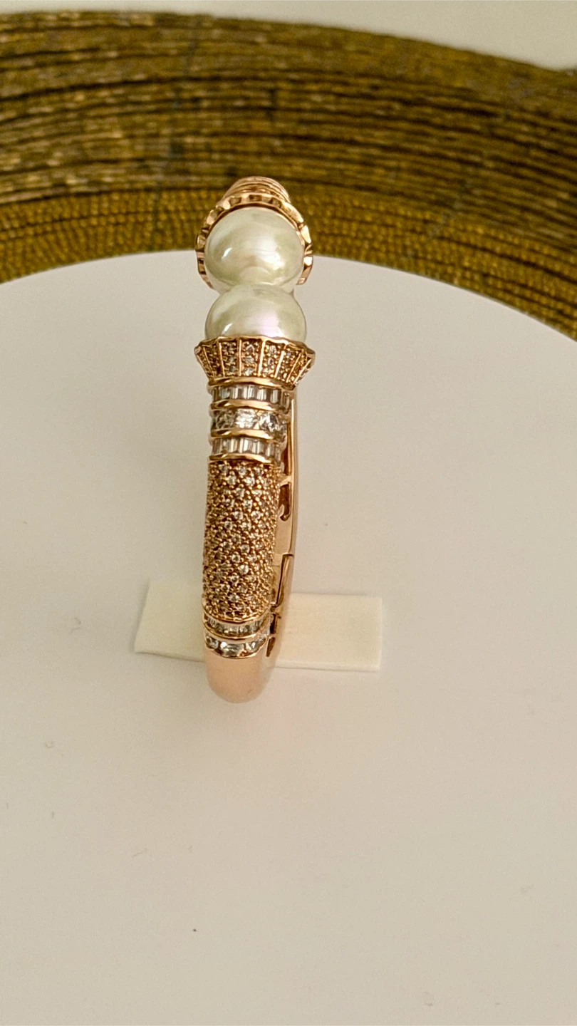WG stamped Rose Gold Tone bracelet with Pearls and Crystals - photo 3