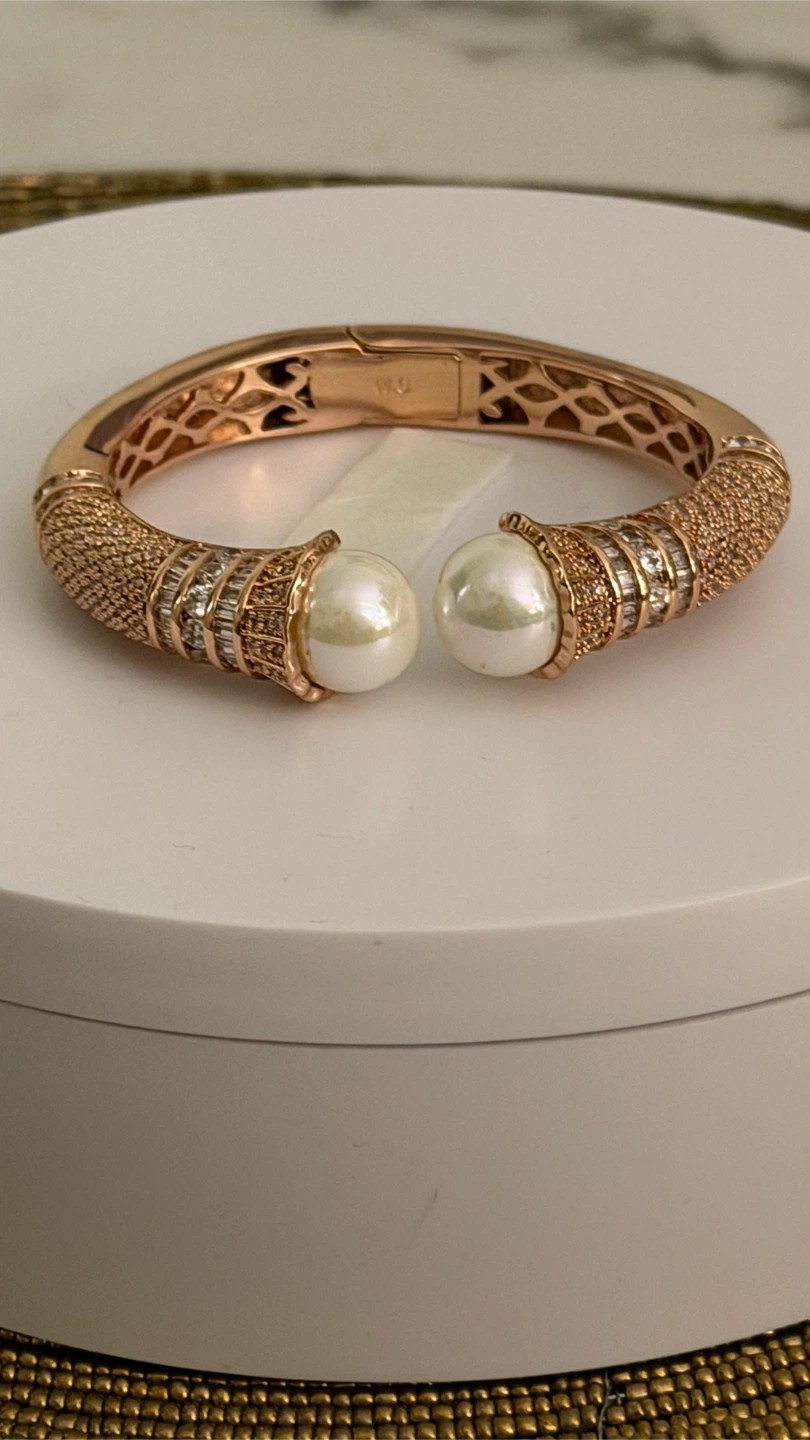 WG stamped Rose Gold Tone bracelet with Pearls and Crystals - photo 5