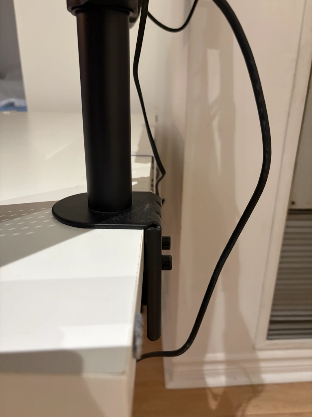 Monitor and Laptop Mount with Tray - photo 2