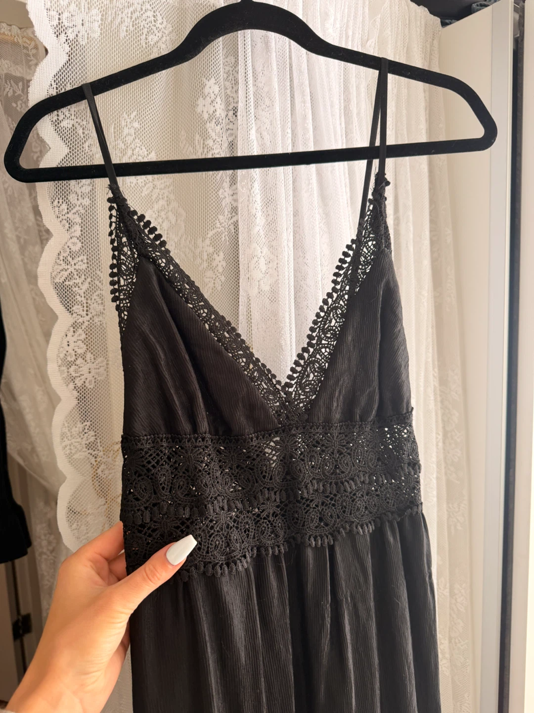 Stunning Black Lace Trim Maxi Dress (medium) - photo 2