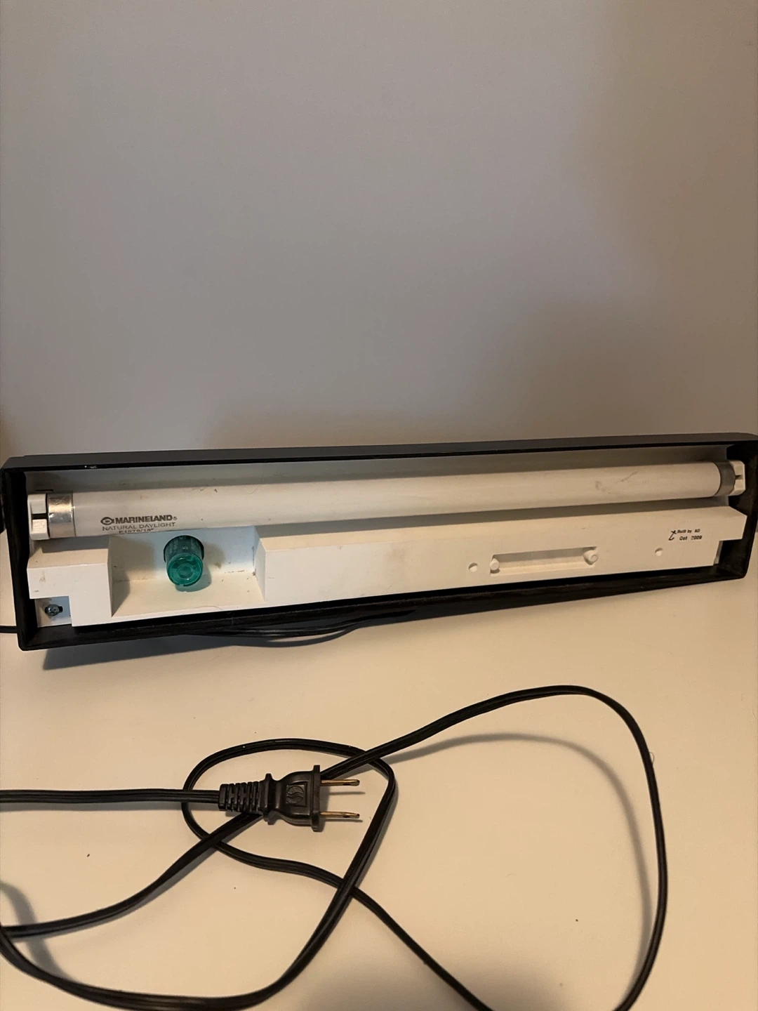 Marineland Natural Daylight Fluorescent Light Fixture F15T8/18" - photo 2