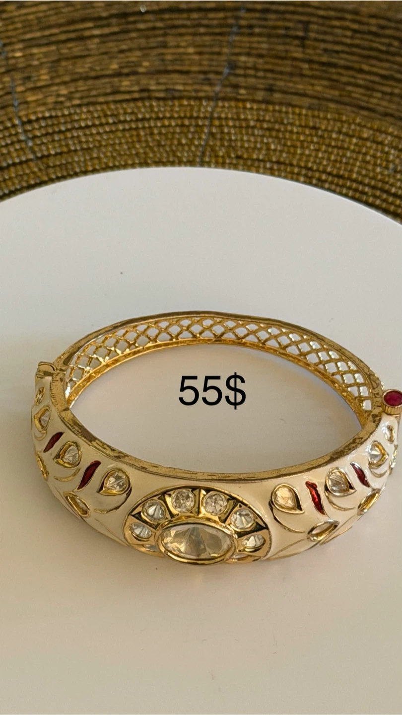 Cream and Gold tayani Enamel Bangle Bracelet - photo 4