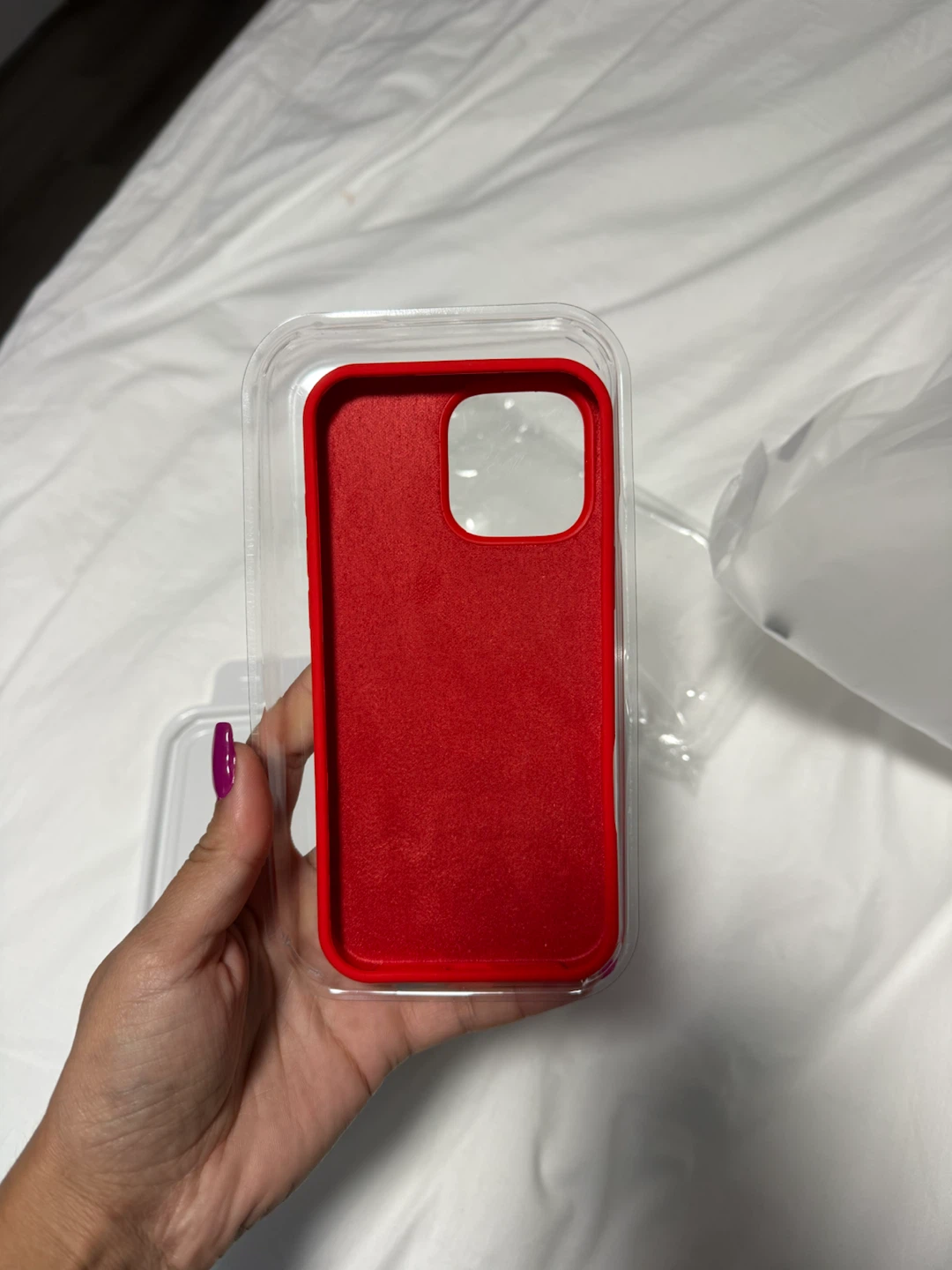 Red iPhone 16 pro max Case with MagSafe - photo 2