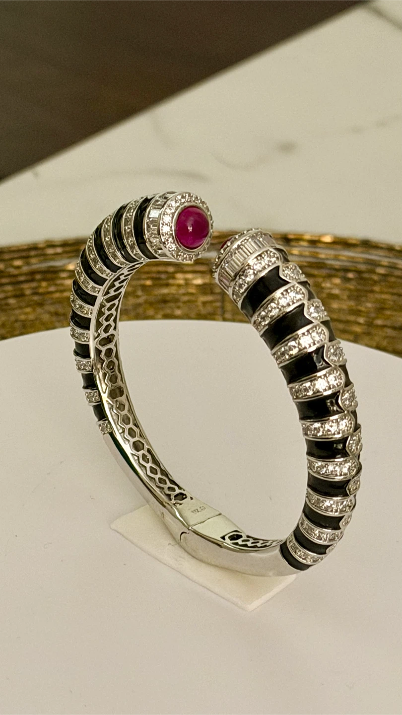WG stamped bracelet with rubies and diamente crystal - photo 4