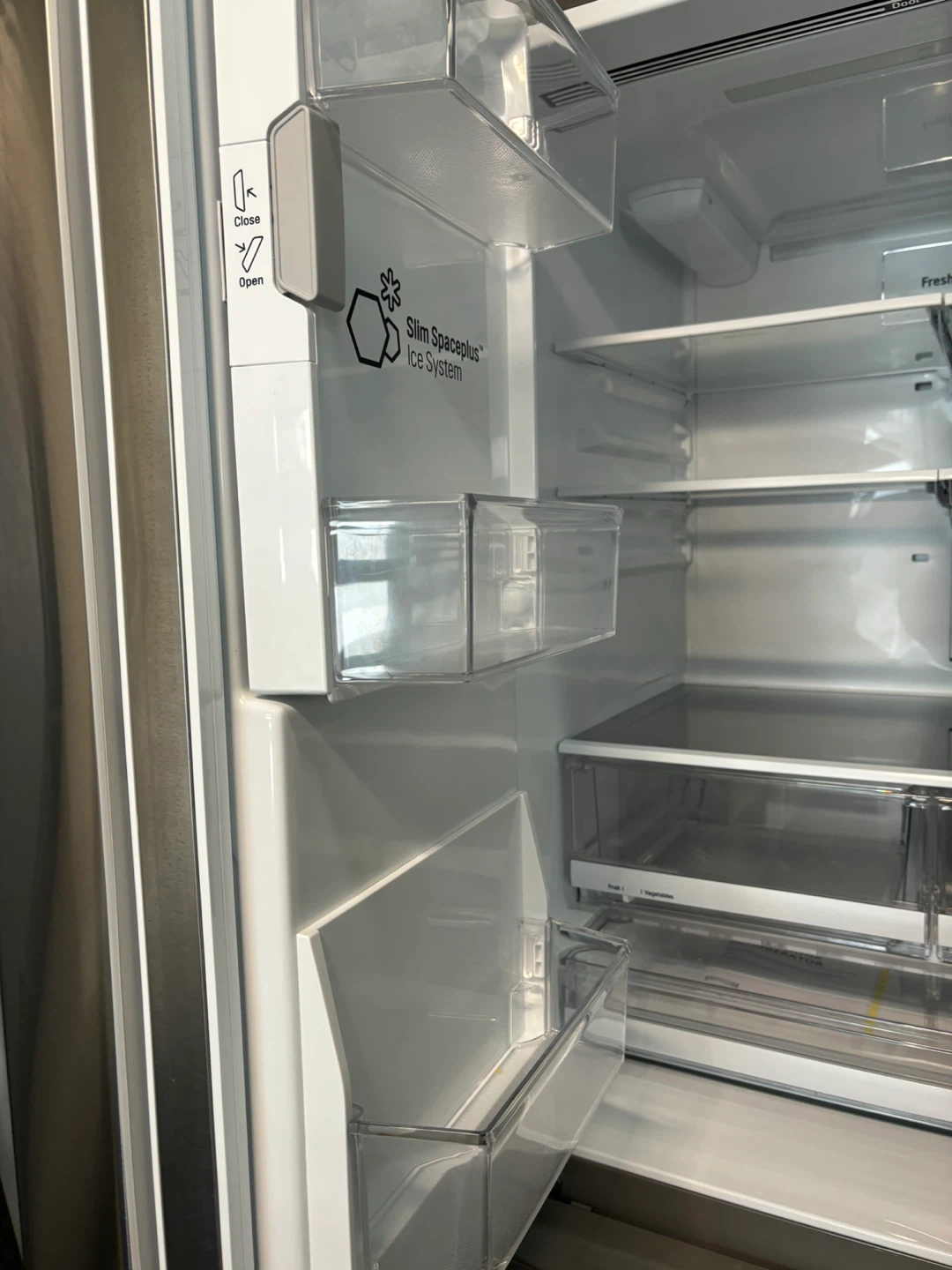 LG REFRIGERATOR - photo 5