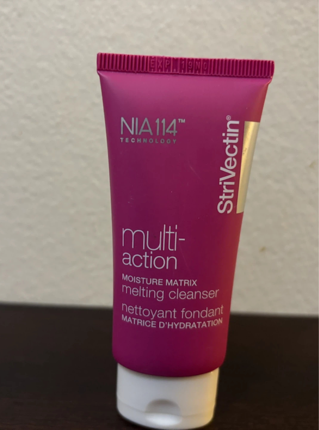NEW-StriVectin Multi-Action Moisture Matrix Melting Cleanser