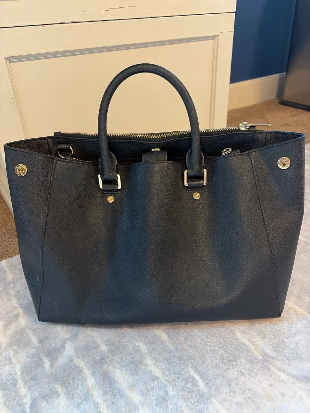 Michael Kors Purse - photo 2