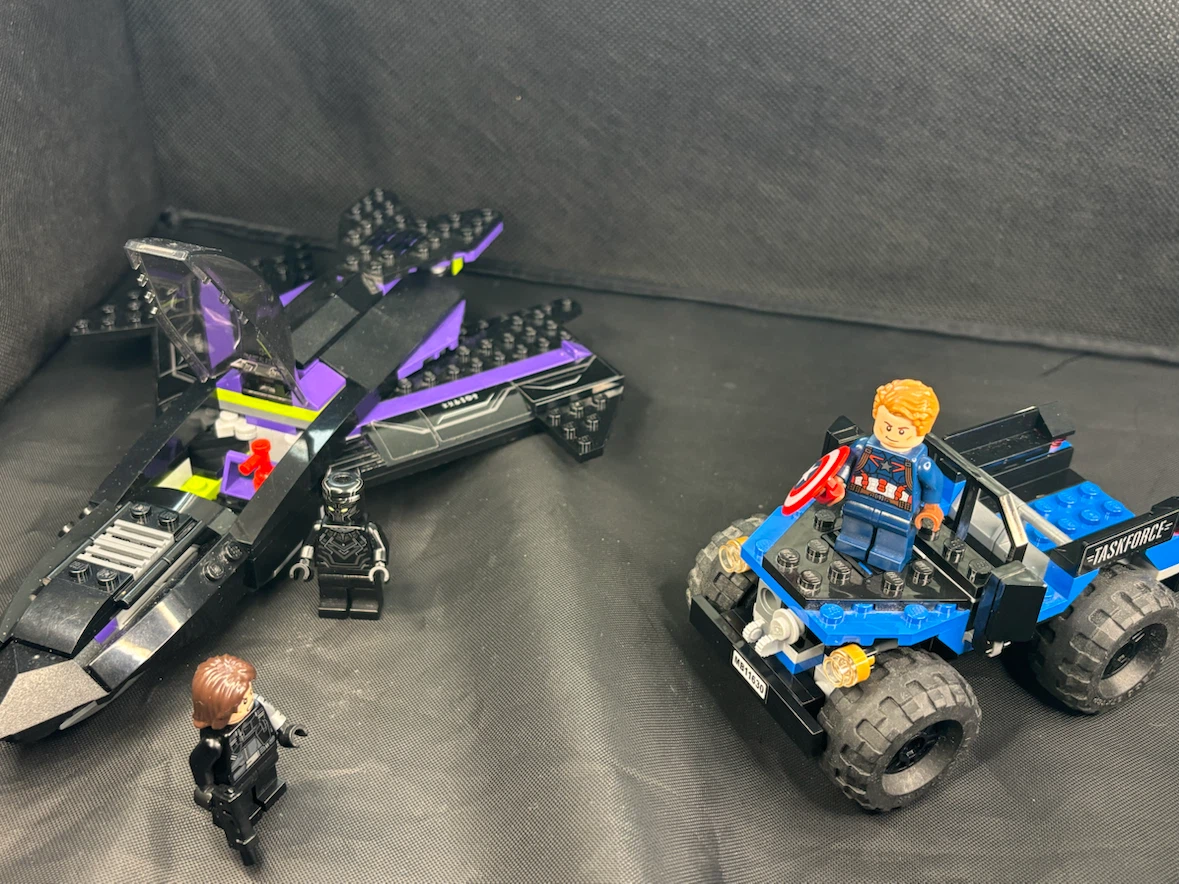 LEGO - Black Panther Pursuit Marvel set #76047 - 99% complete - photo 3