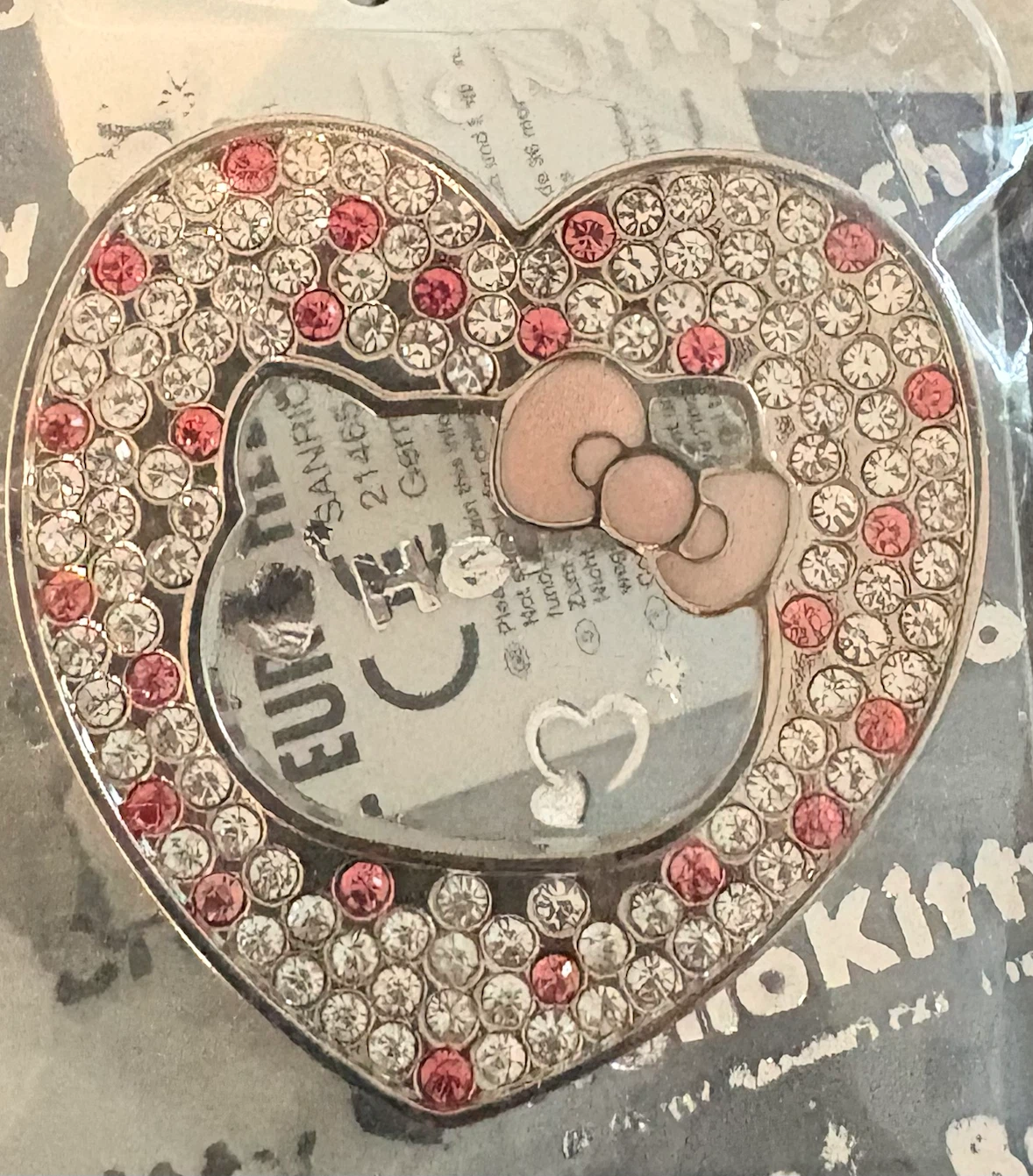Hello Kitty Earrings and Heart Charm Set - photo 3