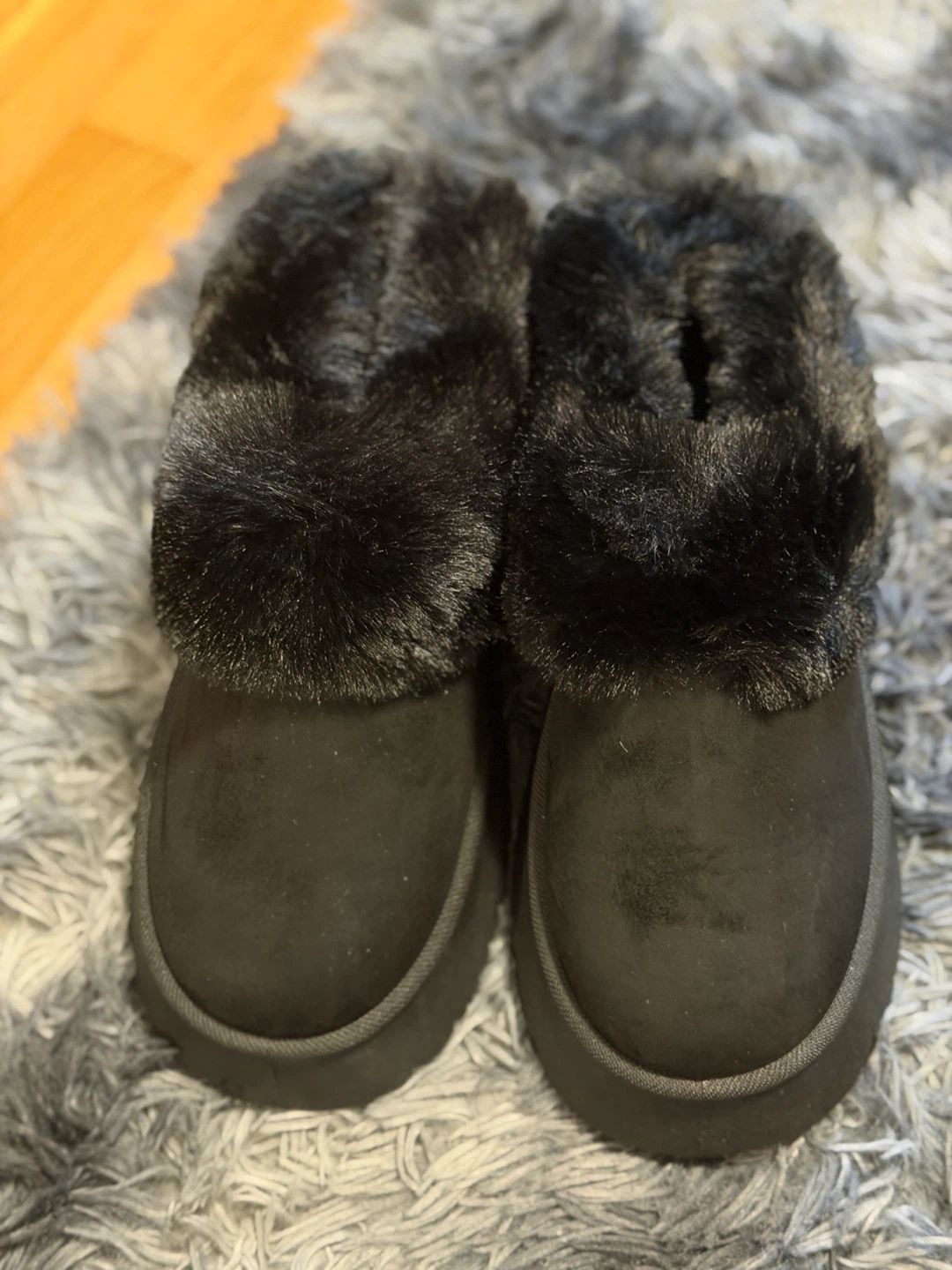 Black Faux Fur Lined Booties - Size 8