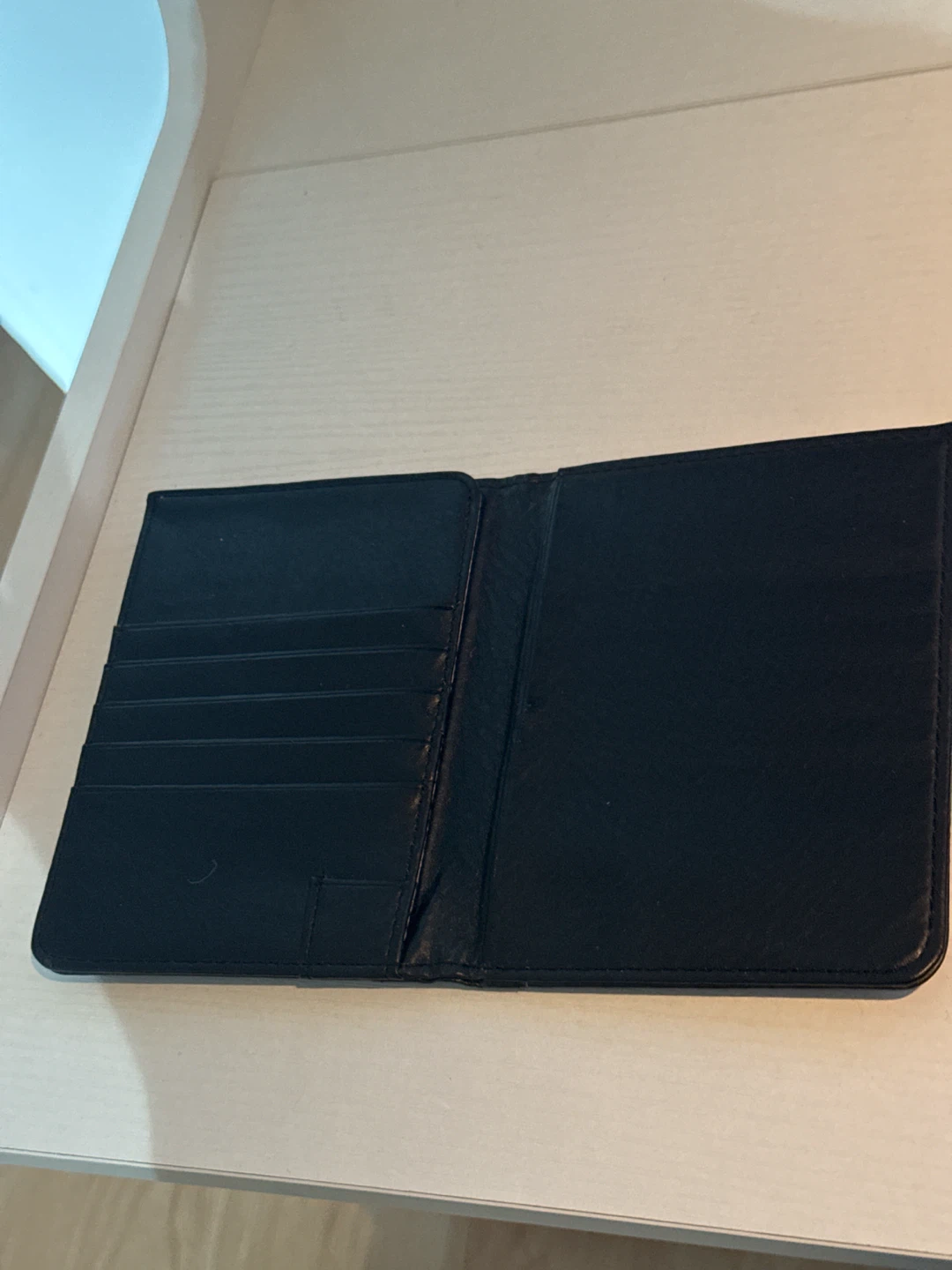 Black Leather Wallet with RFID Protection - photo 2