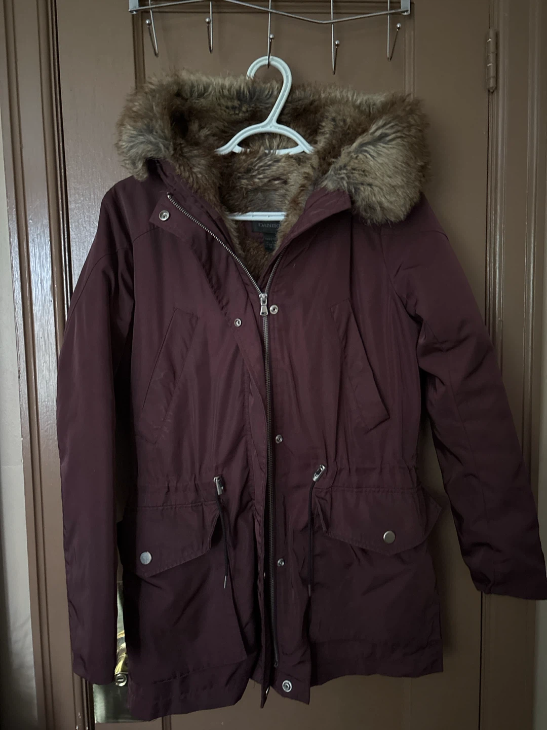 Danier Women's Burgundy Parka with Faux Fur Trim - photo 3