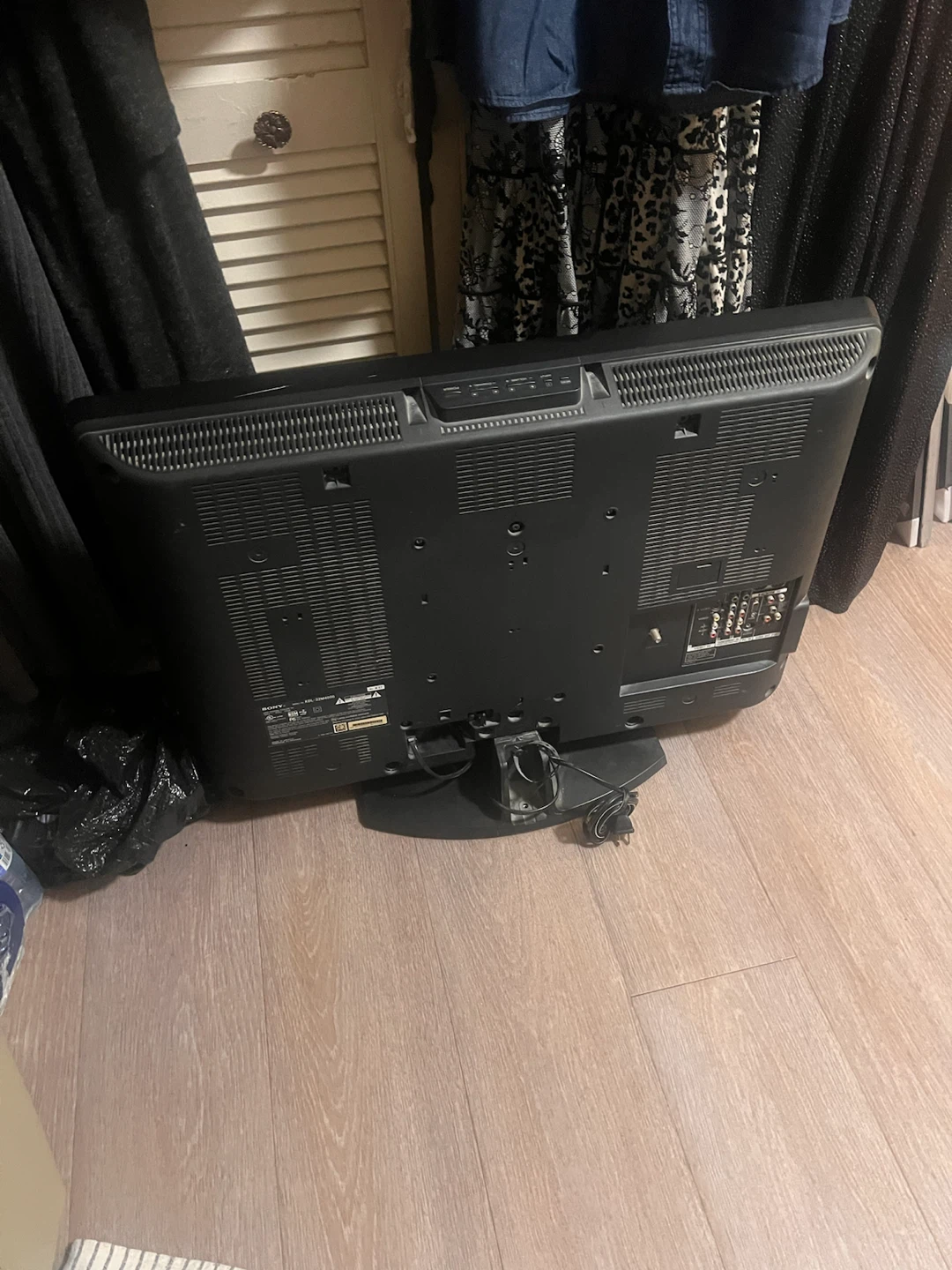 32inch Bravia Flat screen TV - photo 4