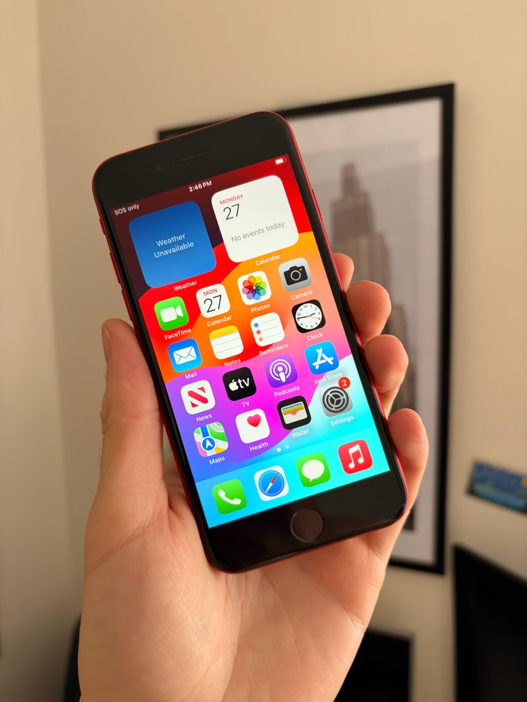 Red Apple iPhone SE (3nd Gen) - 128GB