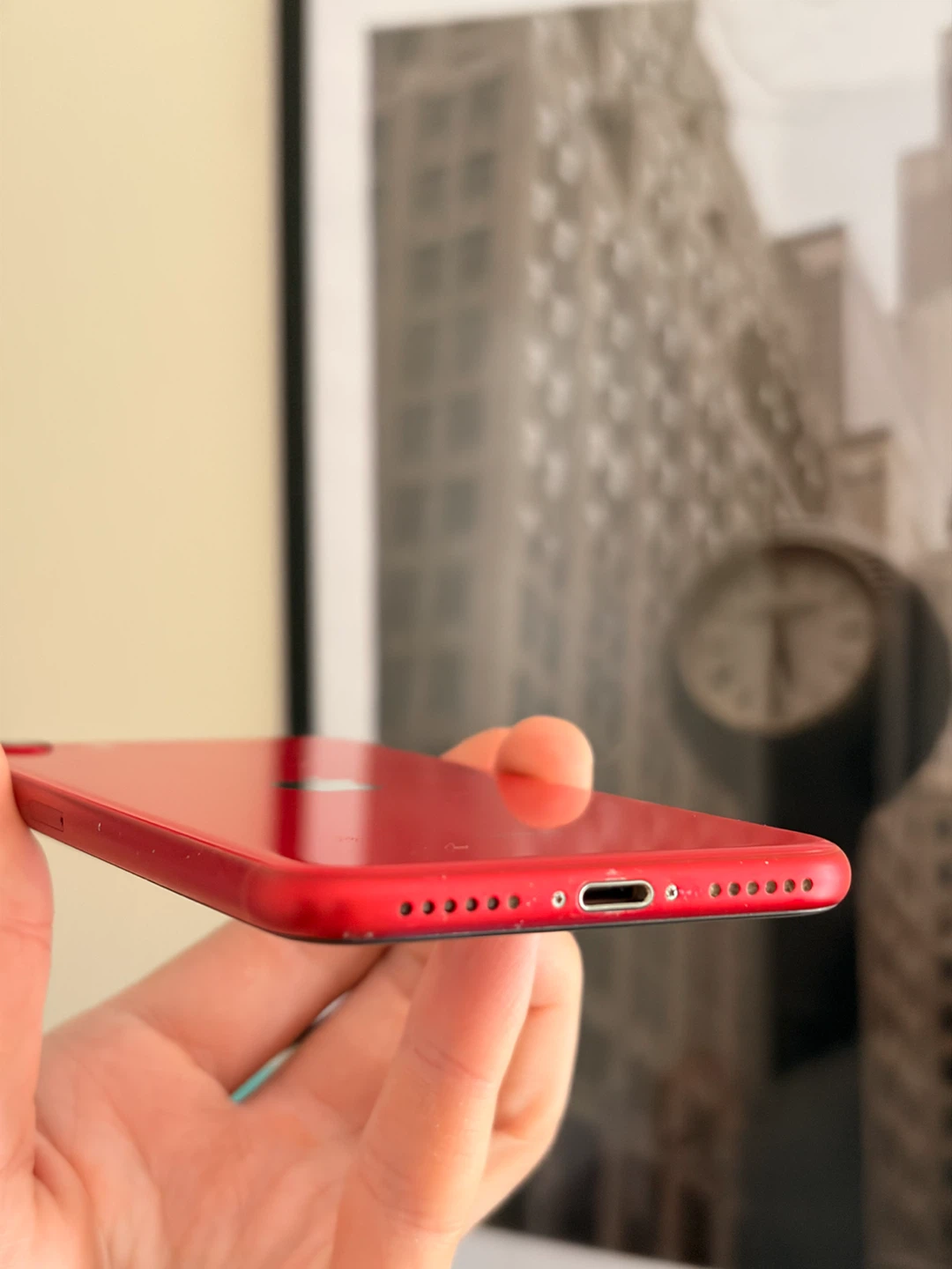 Red Apple iPhone SE (3nd Gen) - 128GB - photo 3