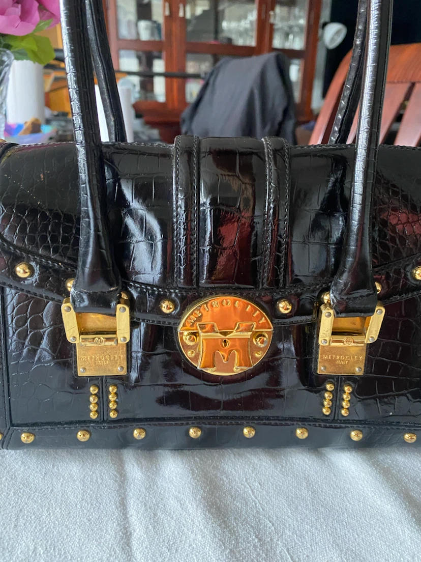 METROPOLITAN ITALY Black Crocodile Embossed Studded Handbag - photo 4
