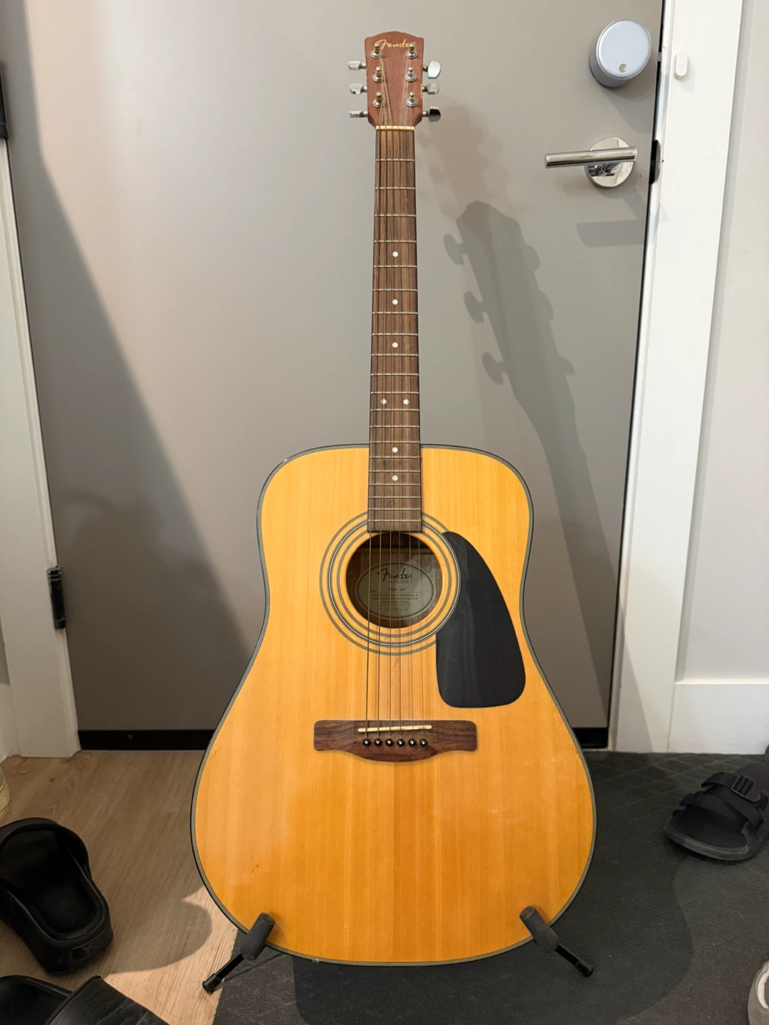 Fender DG8S NAT Acoustic Guitar