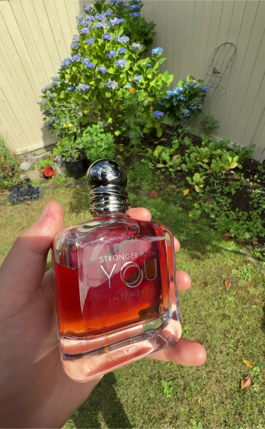 Emporio Armani Stronger With You Intensely Eau de Parfum for Men - photo 2