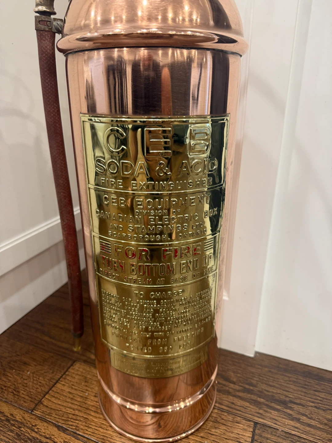 Antique fire extinguisher - photo 2