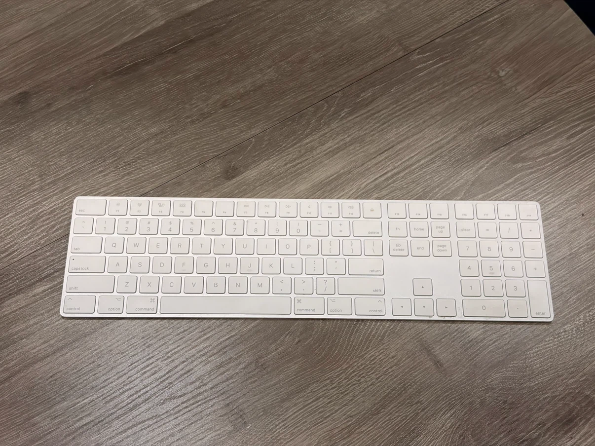Apple Magic Keyboard A1843 - photo 2