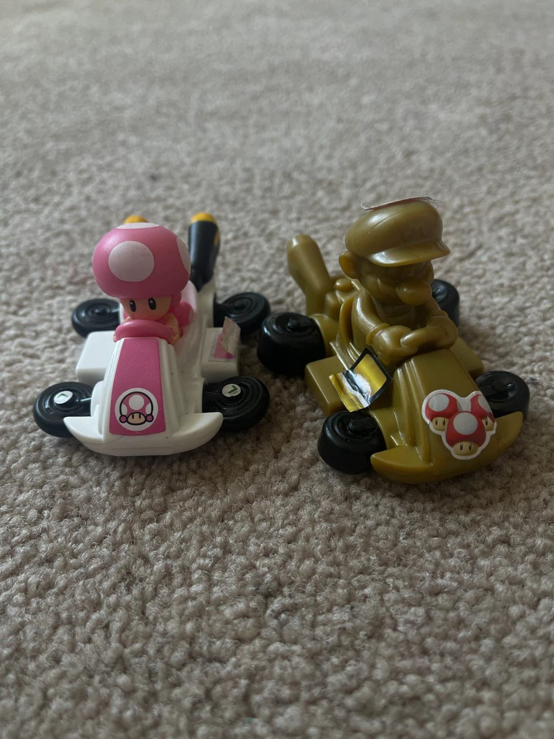 Mario Kart Toys - Toad & Luigi