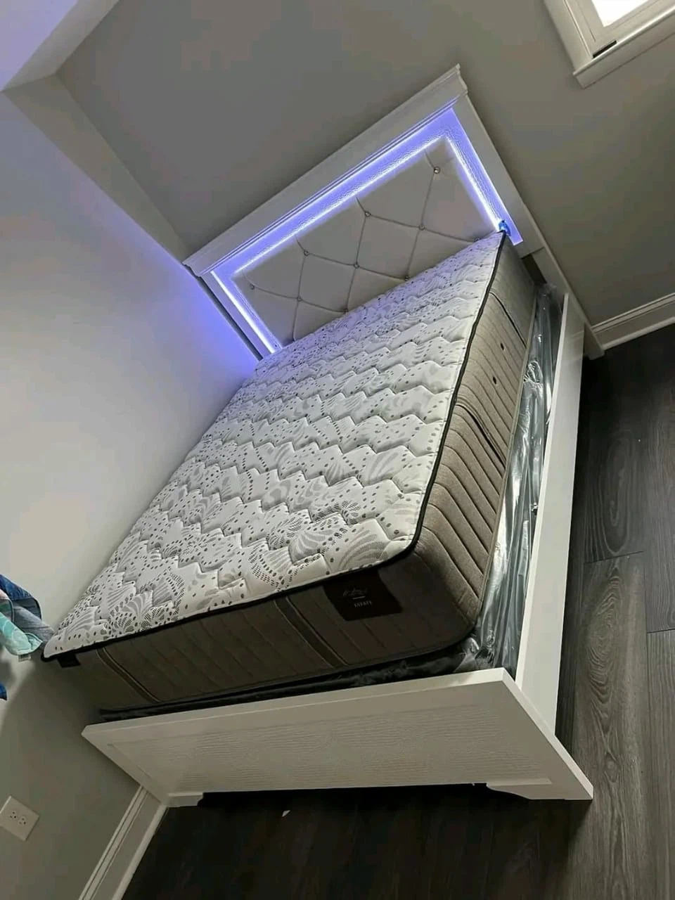 White LED Set Room - Available For COD - photo 4
