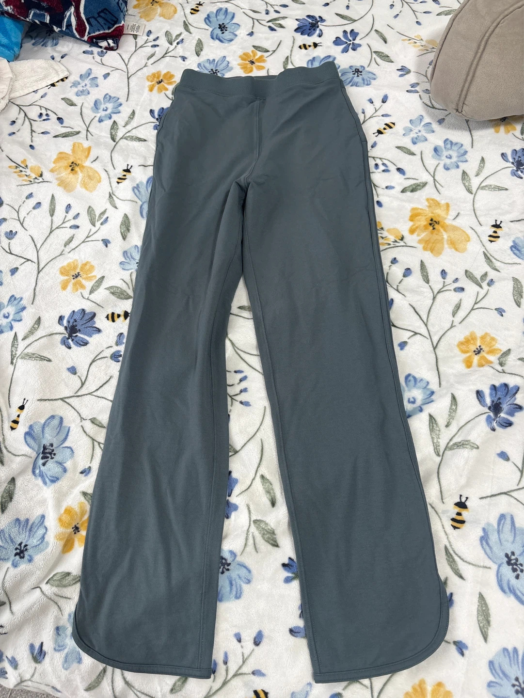 Lululemon Women's Size 2 Pants - Grey