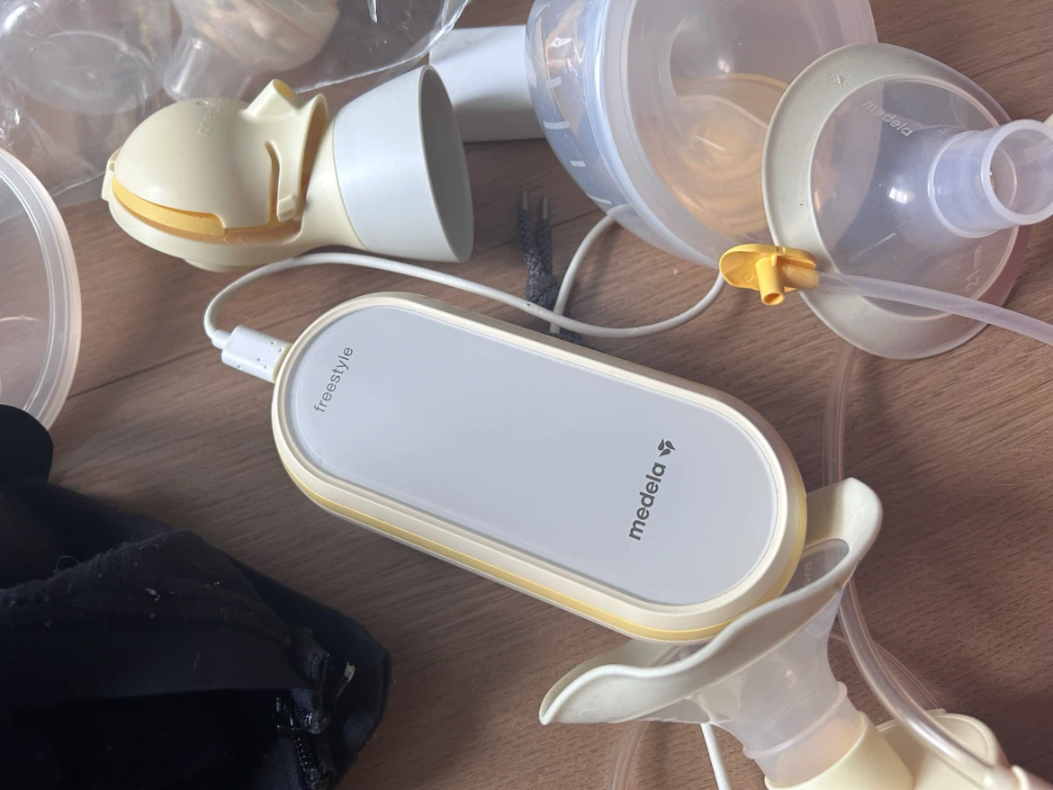 Medela Freestyle Double Electric Breast Pump