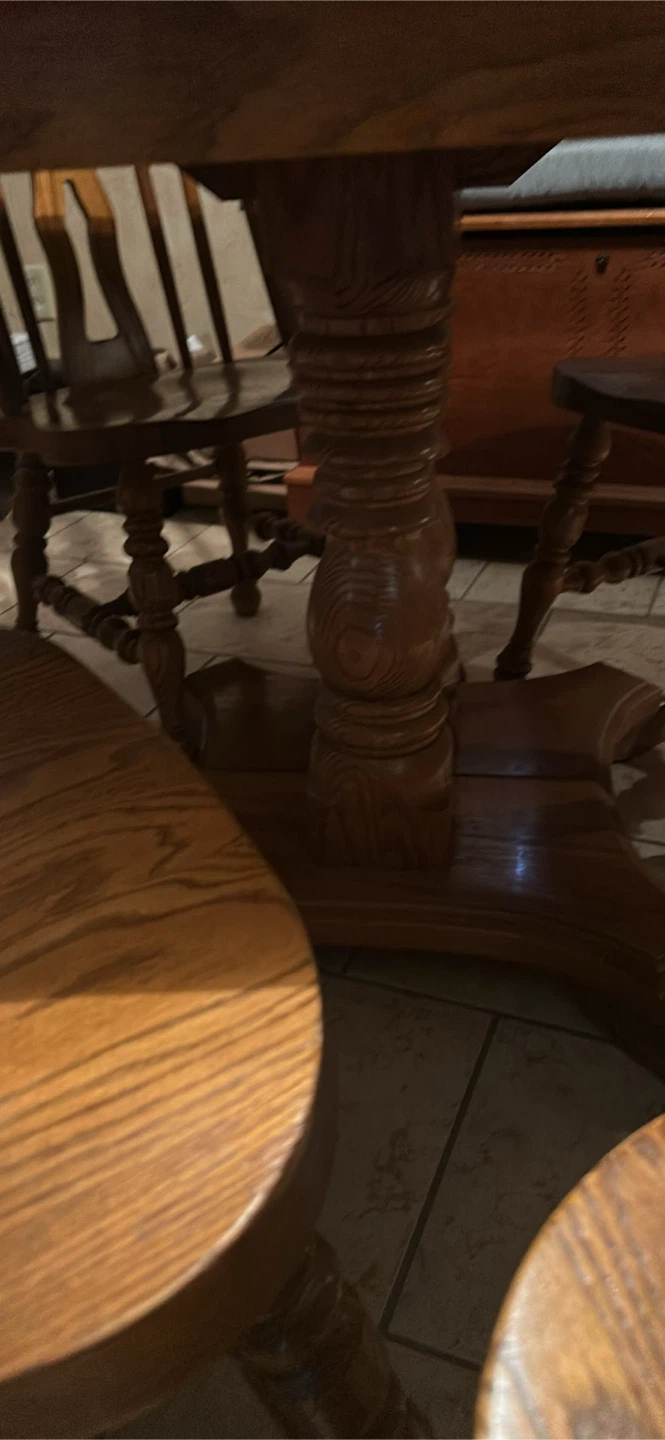 Oak Dining Table with 6 Chairs - photo 2