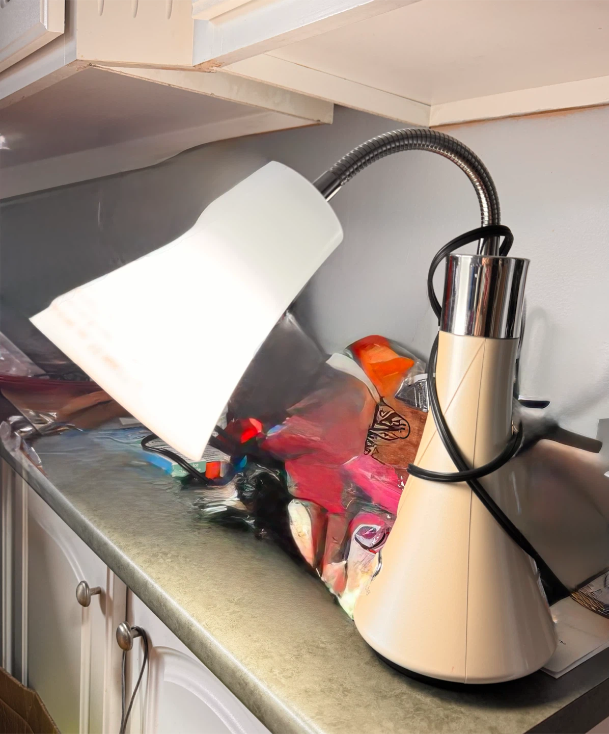 OttLite Desk Lamp - photo 3