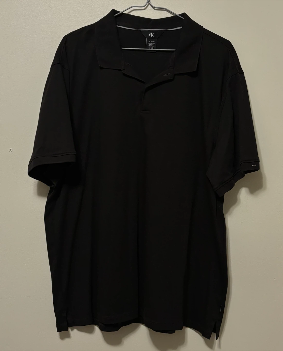 Like New Calvin Klein Black Polo Shirt - XL/TG