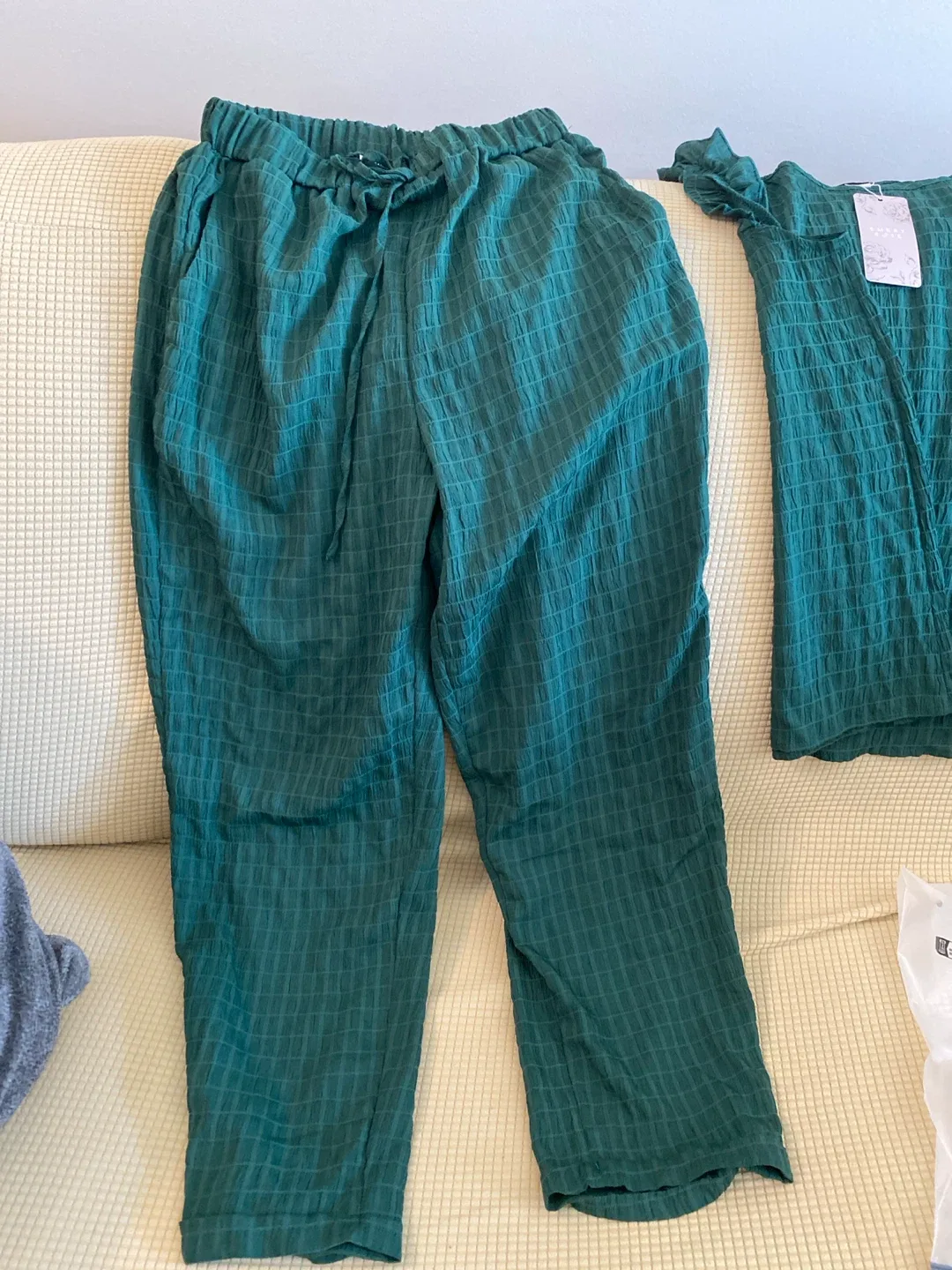 Emery Rose Smocked Green Top and Pants Set - photo 4