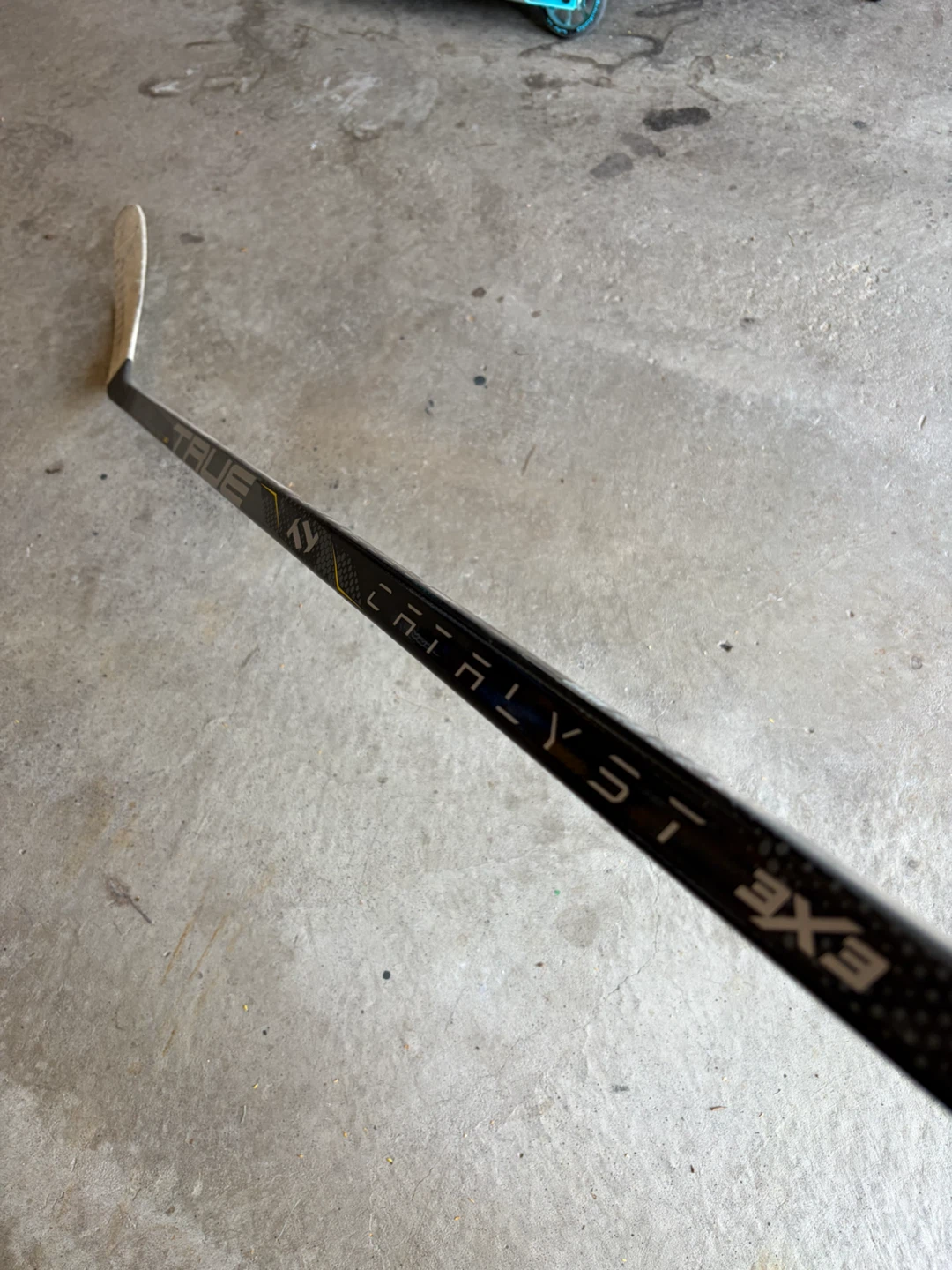 TRUE Hockey Catalyst 3X Hockey Stick