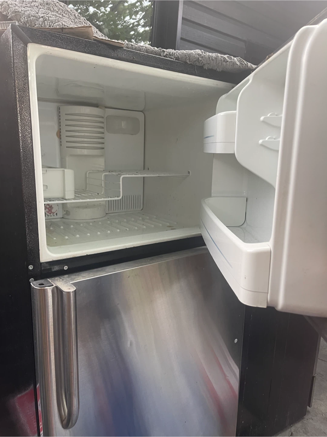 Stainless Steel GE Refrigerator - photo 3