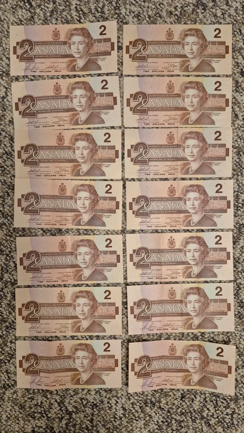 16 x Canadian $2 Bills - Bank of Canada