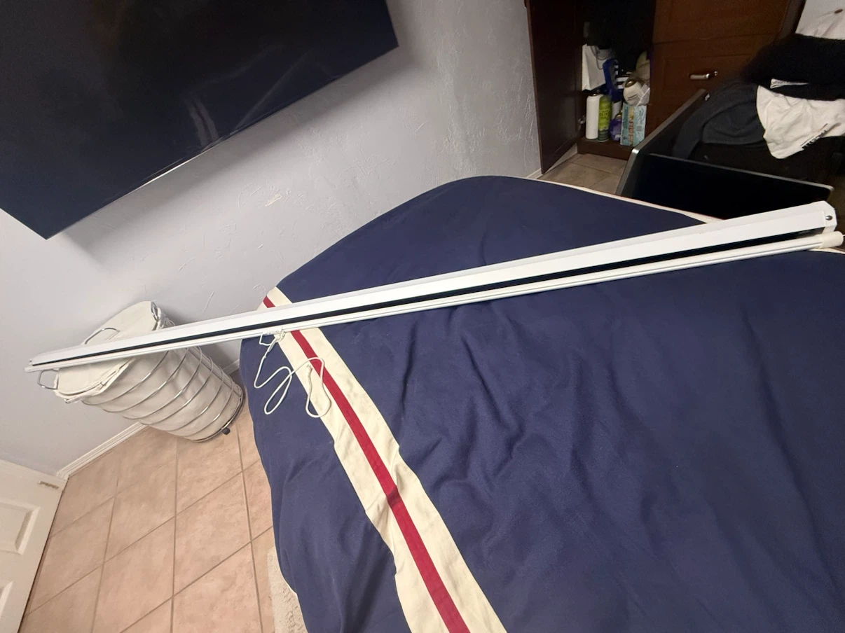 Projector screen - photo 2