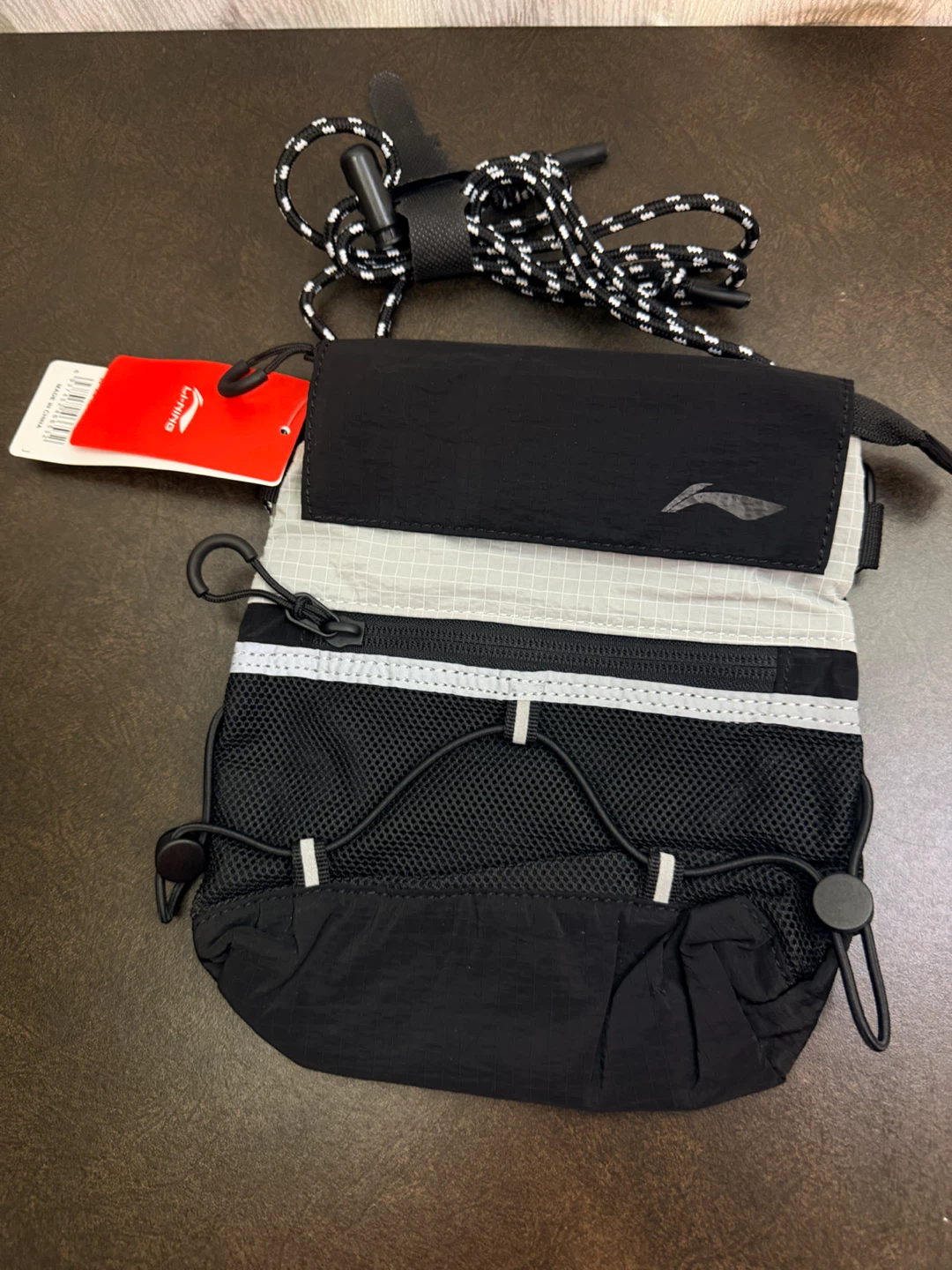 Brand new Li-Ning Crossbody Bag - photo 2