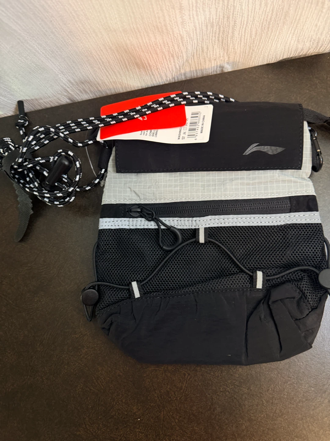 Brand new Li-Ning Crossbody Bag - photo 3