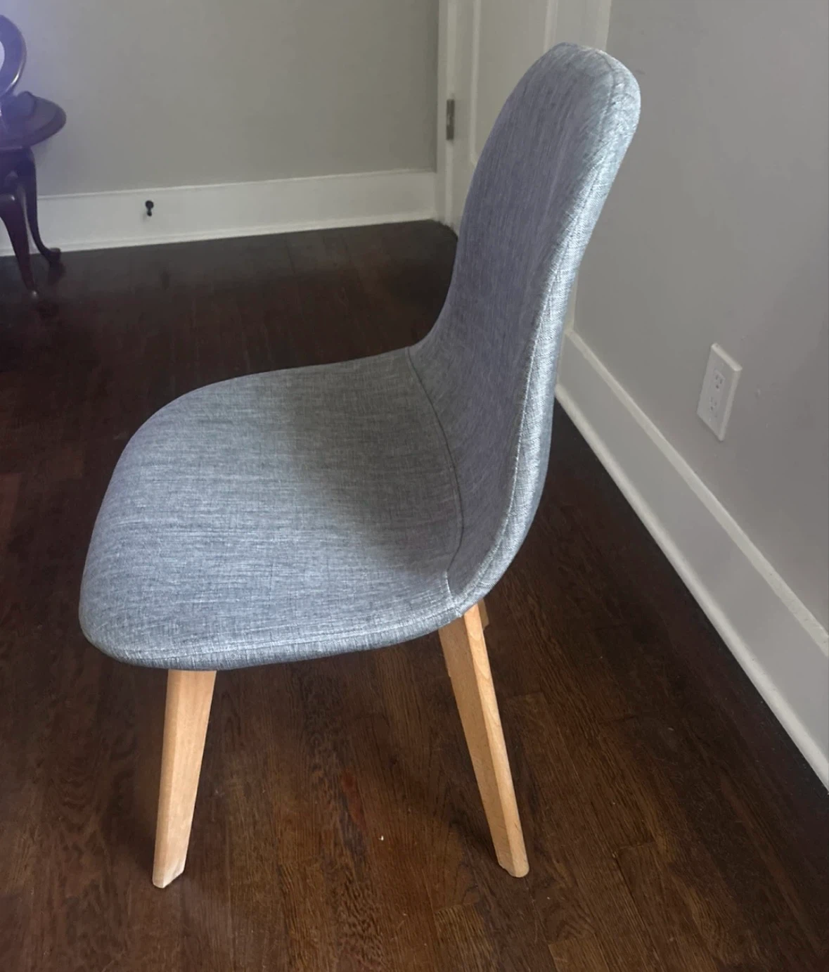 GIANTEX Grey Fabric Chair with Wooden Legs - photo 2