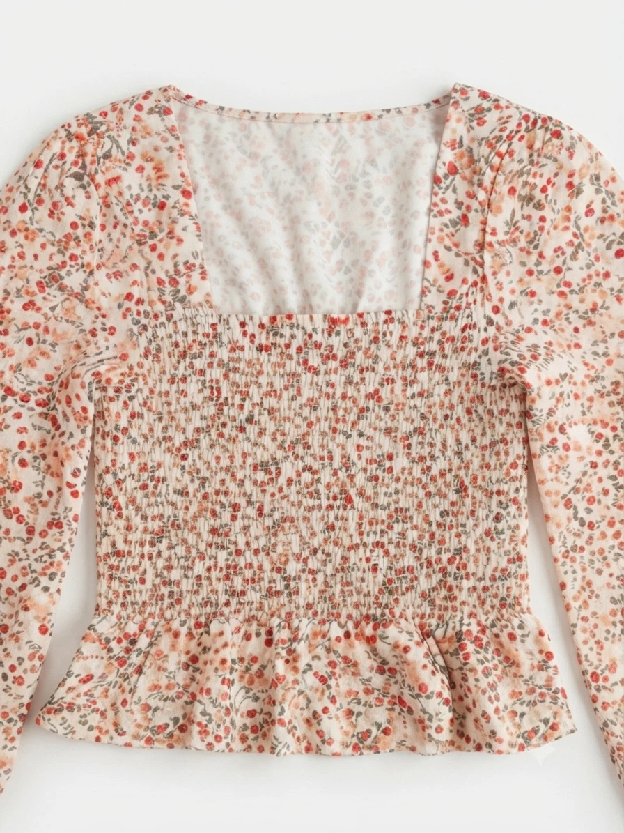Set of 2 Chic Smocked Floral Tops ( unworn ) - photo 2